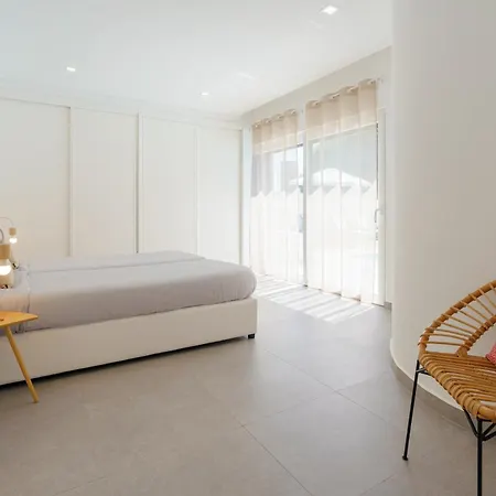 Βίλα Azura With Private Pool *